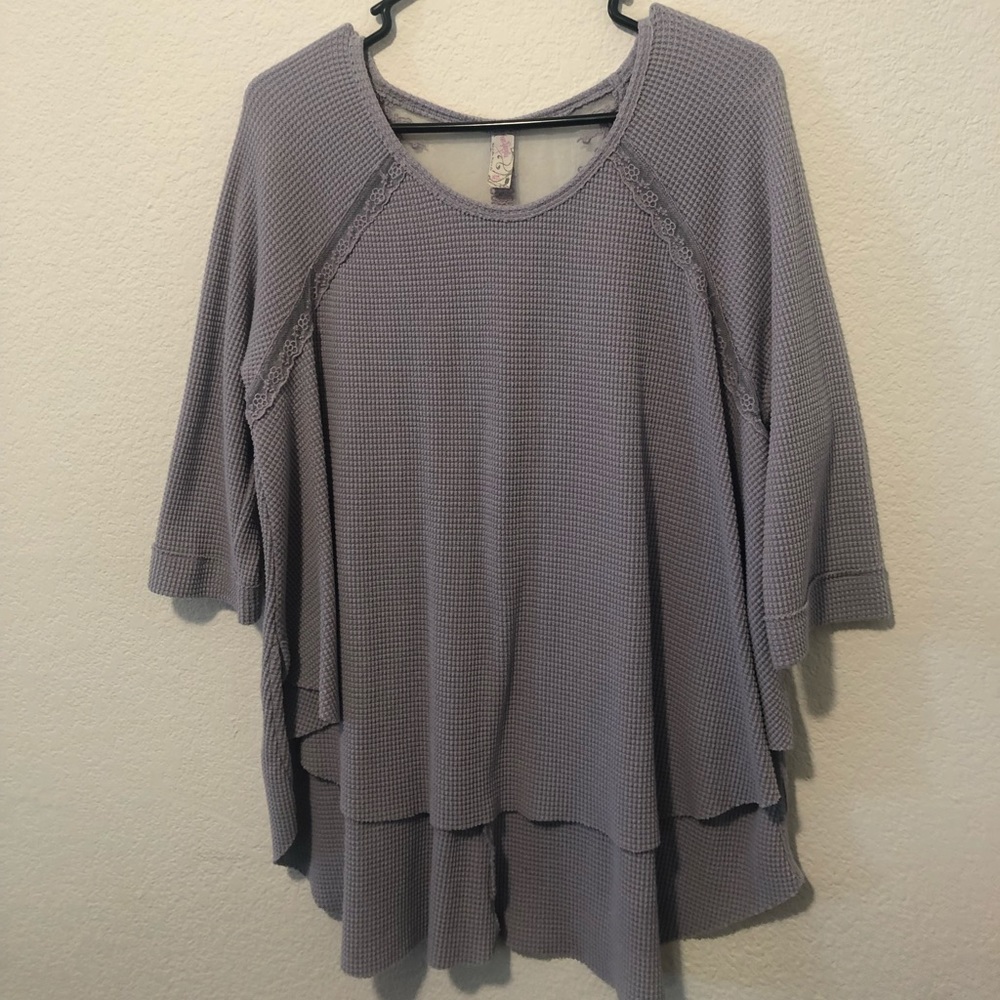 Free People 3/4 sleeve top, lace back